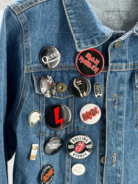 Przypinka Metalowa Okrągła Wieża Eiffla Paryż