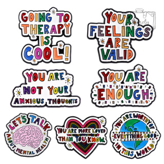 Metalowa Przypinka Serce More Loved