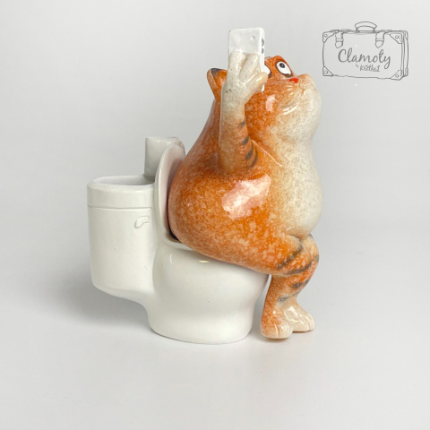 Figurka Dekoracyjna Ozdoba Rudy Kot Na Toalecie