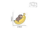 Metalowa Przypinka Śpiący Leniwiec Na Bananie Banana Sloth Pin