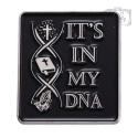 Metalowa Przypinka It's In My DNA Religia Jezus Pin