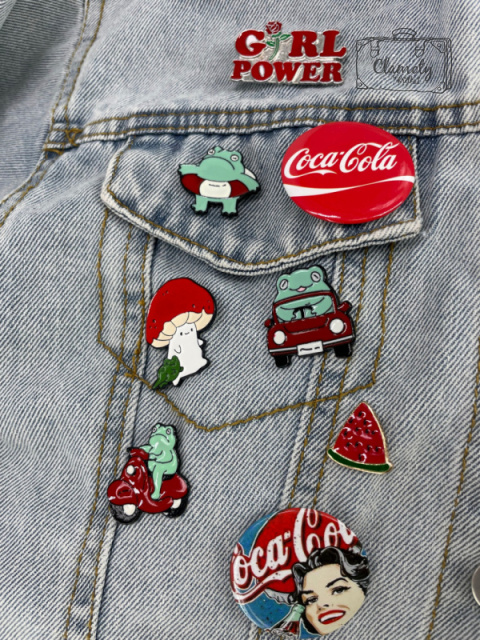 Metalowa Przypinka Kapibara Mama Baby Capybara Pin