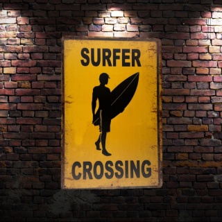 Tablica Ozdobna Blacha Surfer Crossing 20x30 cm Retro Vintage